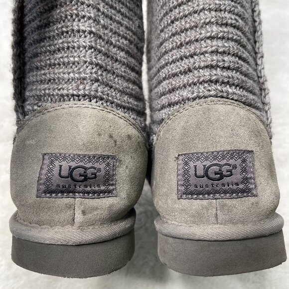 UGG #5819 Women's Grey Classic Cardy Button Knit Boot Shoes Size 9 - Picture 5 of 14
